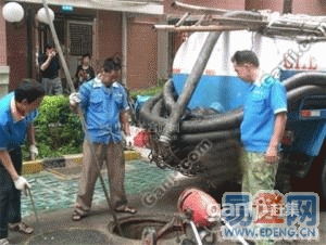 兰州专业疏通下水,换阀门修水管,改换地沟管道,便池,安装水暖,钻孔,电工 兰州七里河区管道疏通