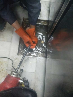 管道疏通与清洁 专业设备安装与化粪池清理服务